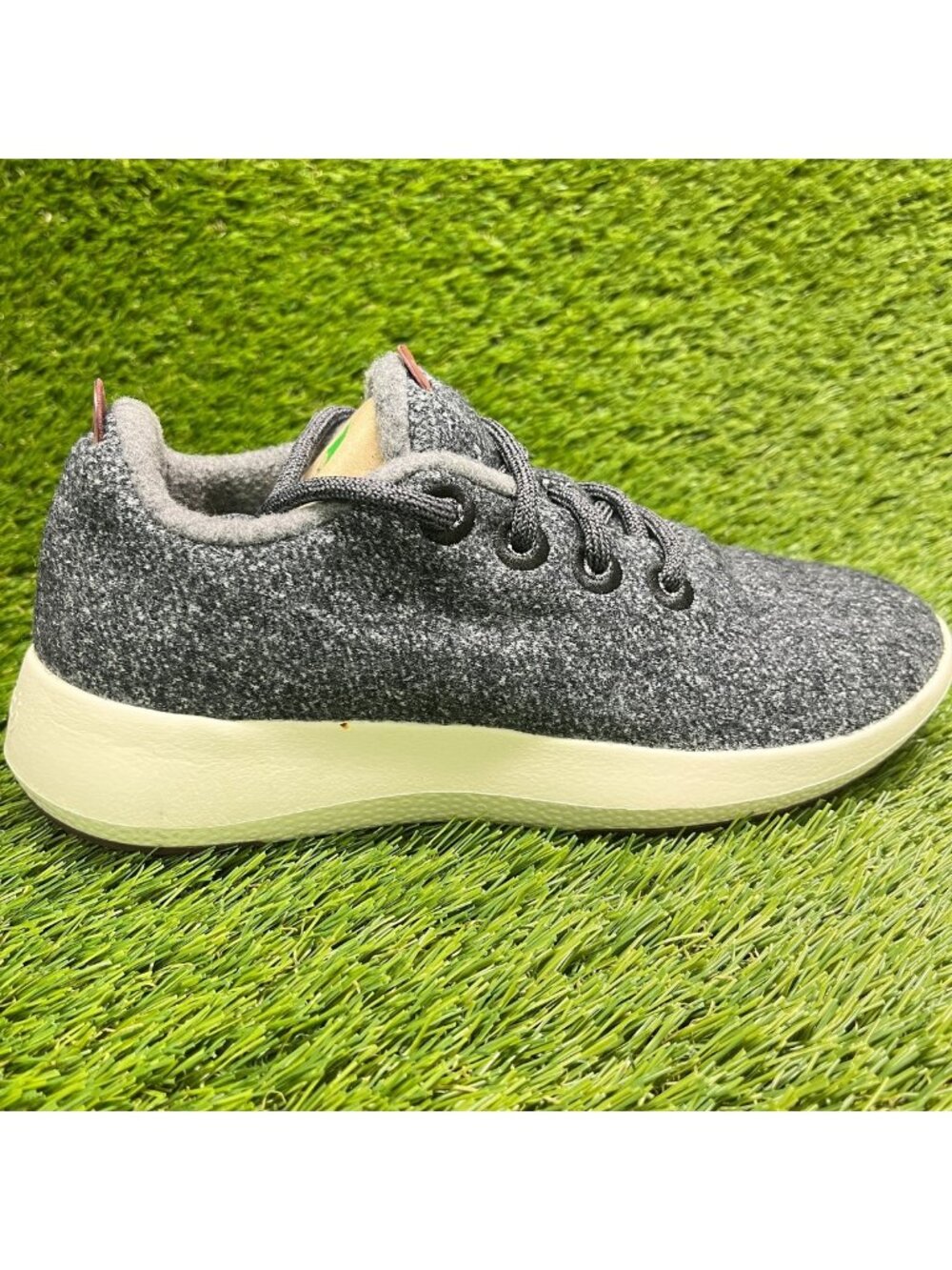 Allbirds Wool Runner Mizzles Womens Size 8 Gray Athletic Running Shoes Sneakers
